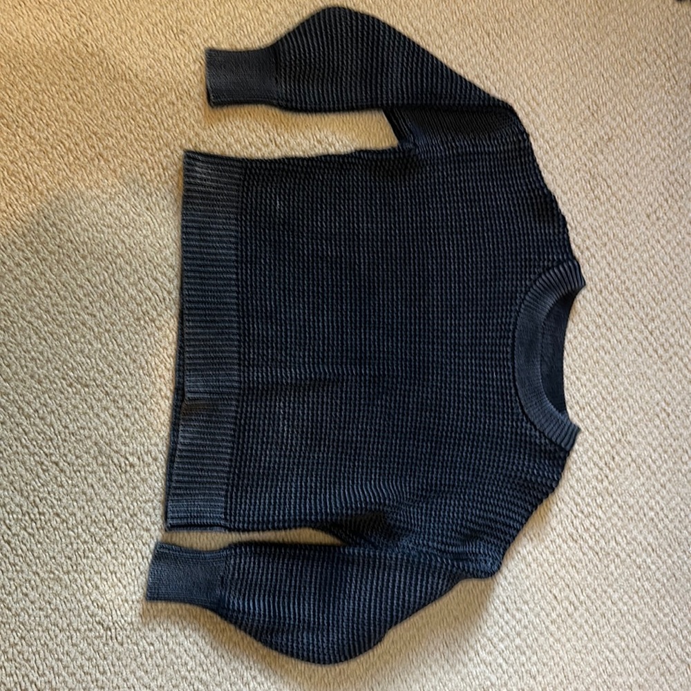 Crop sweater